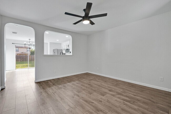 Foto del edificio - Charming 3 Bed 2.5 Bath Home in Wildhorse ...