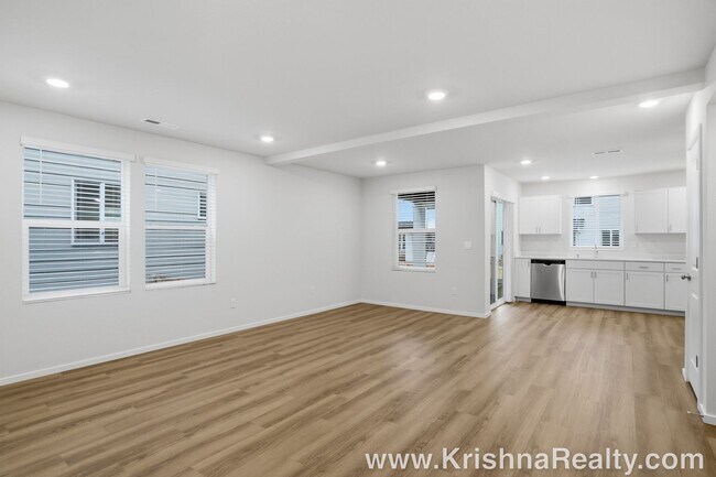 Foto del edificio - Beautiful Brand-New Single-Family Home for Rent