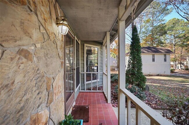 Foto del edificio - 4741 Old Countryside Cir S