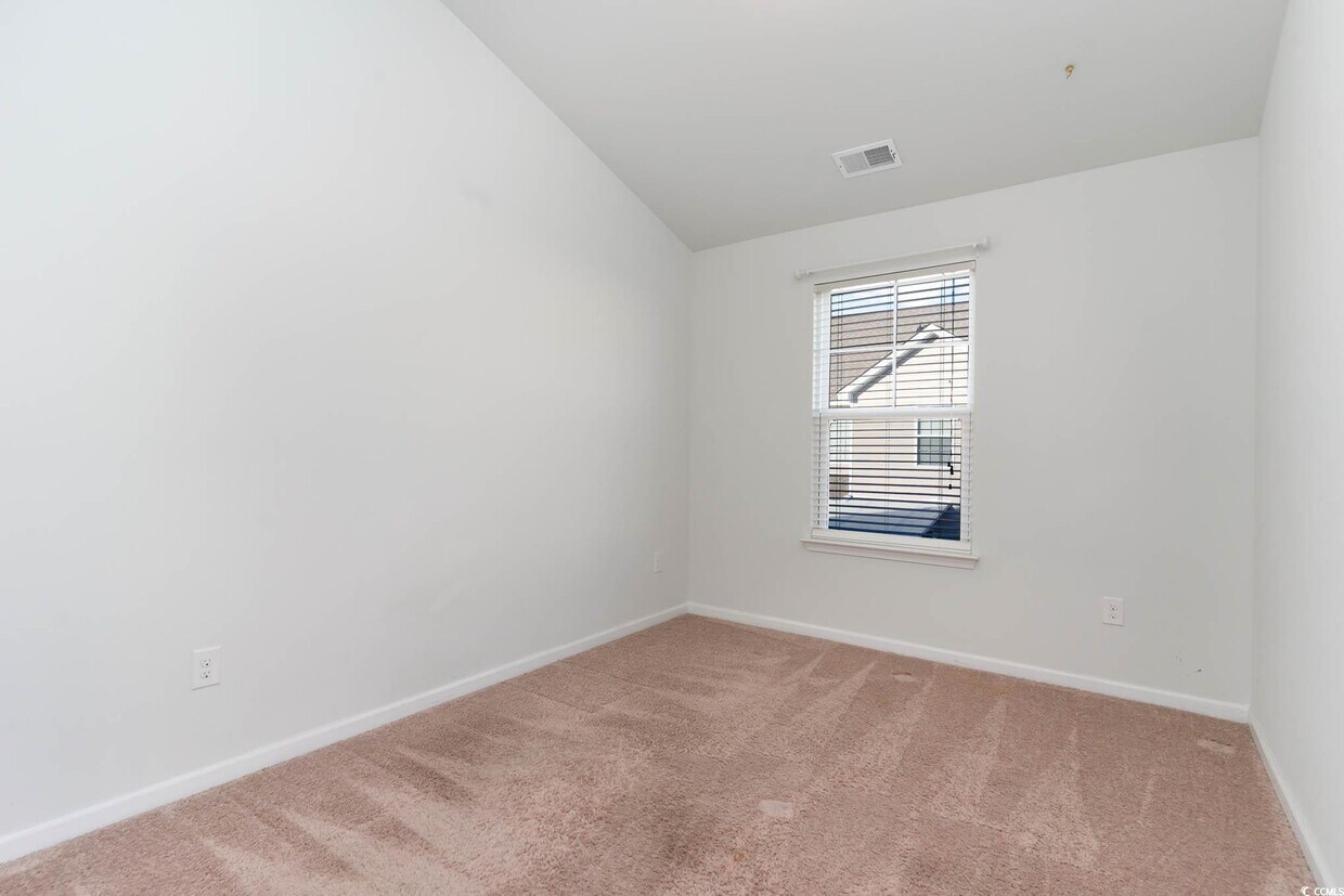 Foto del edificio - 1038 Tee Shot Dr