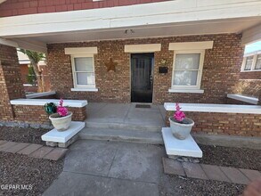 Building Photo - 4002 Pershing Dr