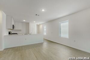 Foto del edificio - 6047 Sliding Wy