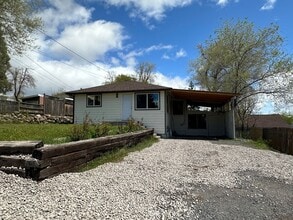 Building Photo - 1037 Laurel St