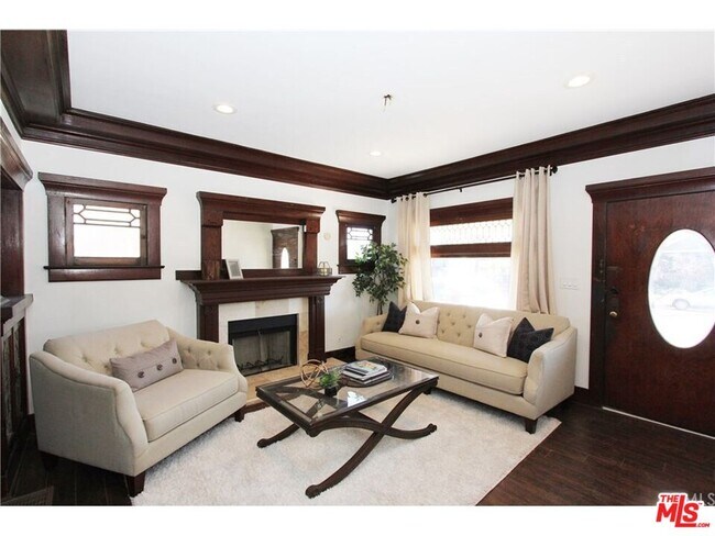 Foto del edificio - 2345 W 30th St