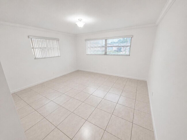 Foto del edificio - 3615 Polk St