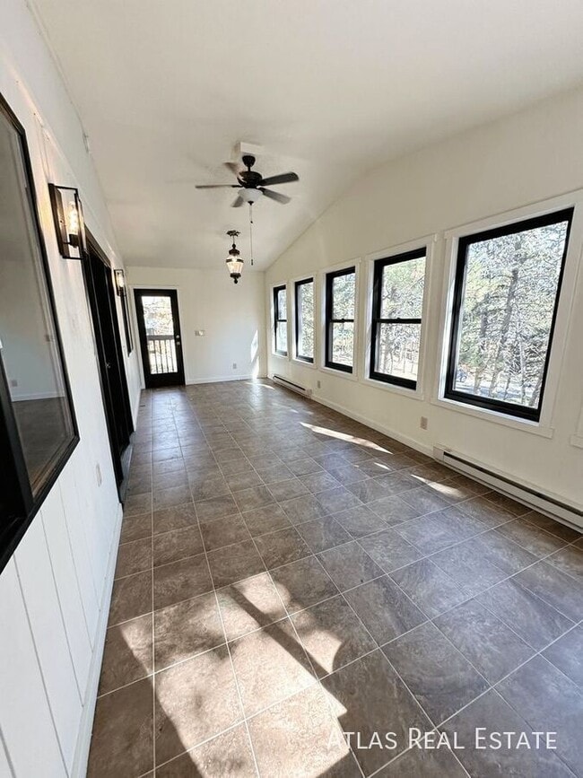 Foto del edificio - 1309 Browning Ave