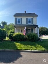 Building Photo - 449 Elk St