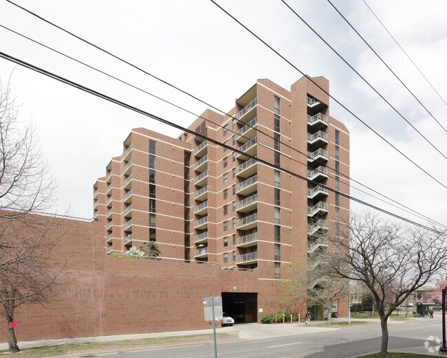 The Parkway Towers MultiFamily Apartments Denver, CO