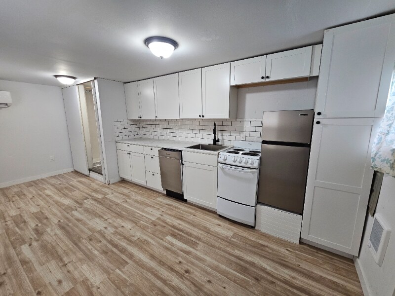 219 N Rock St Unit 5, Centralia, WA 98531 Room for Rent in Centralia