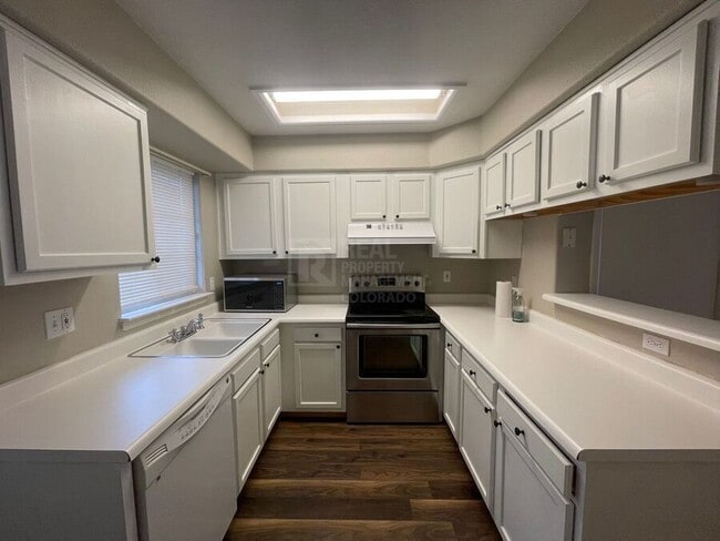 Foto del edificio - 8262 S Fillmore Way