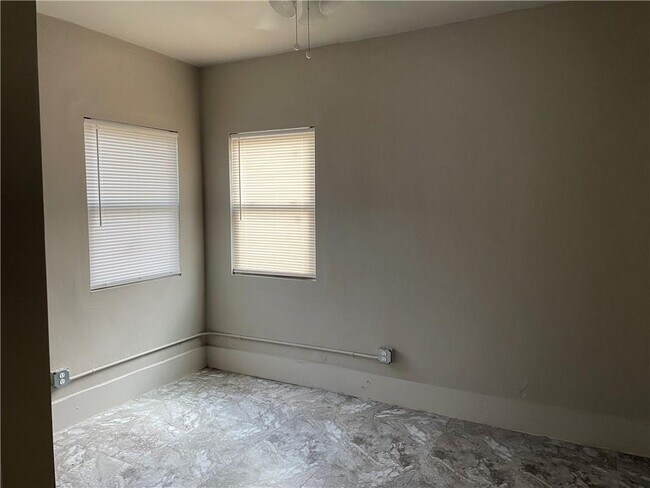 Foto del edificio - 2129 16th St