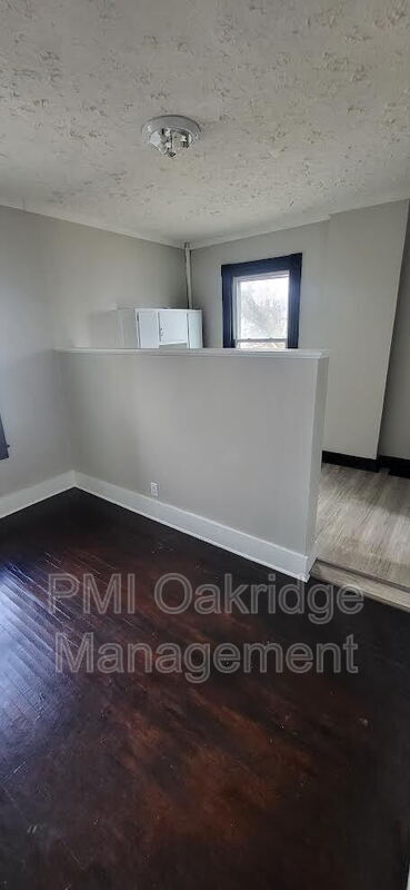 Foto del edificio - 431 W Ash St