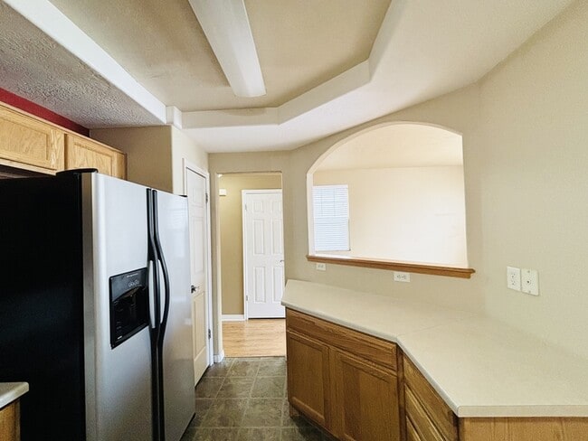 Building Photo - 14240 Daisyfield Dr