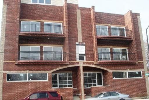 Foto del edificio - 5758 N California Ave