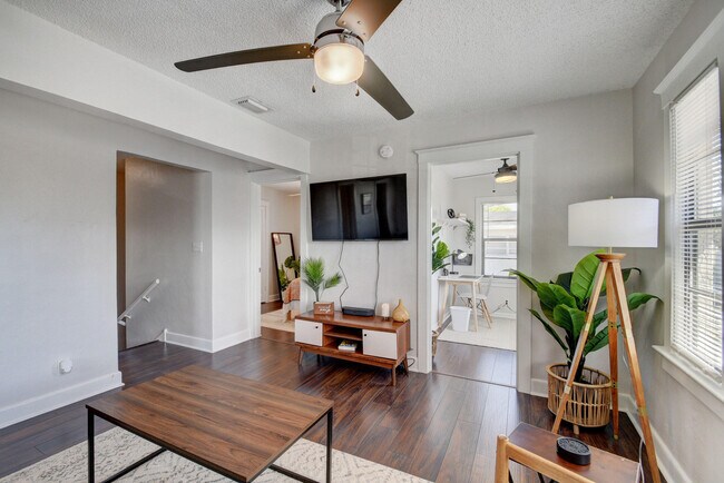 Foto del edificio - 312 3rd Ave S