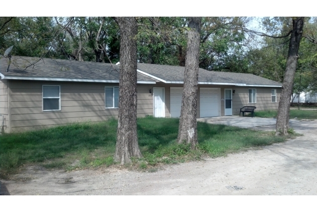 Building Photo - 2929 W Elm St