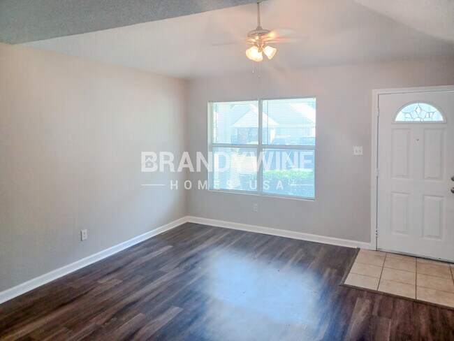 Foto del edificio - 2959 Meadows Ln