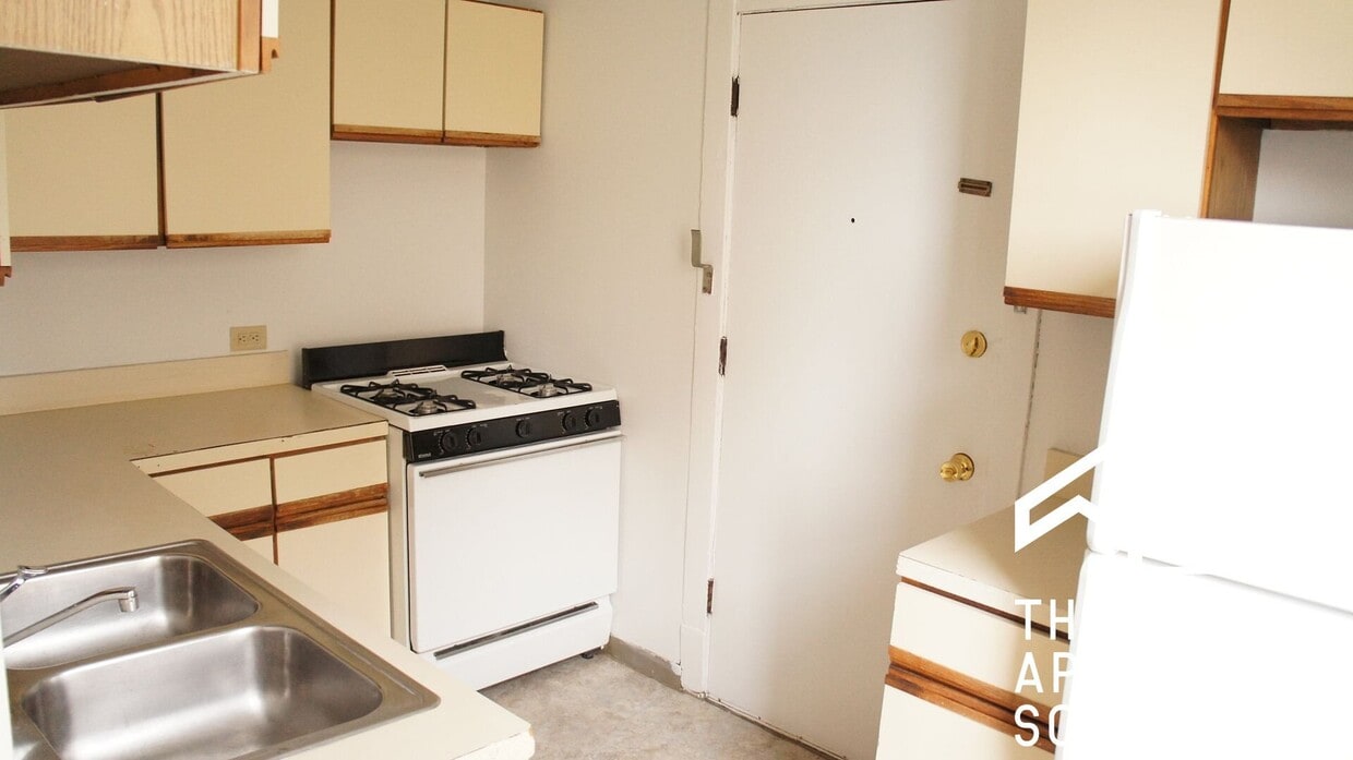 Photo - 1530 N Kedzie Ave (Chicago, IL)