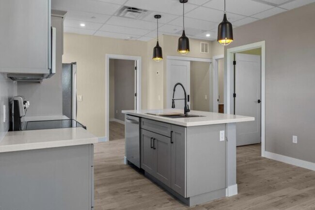 Building Photo - 7202 E Carefree Dr