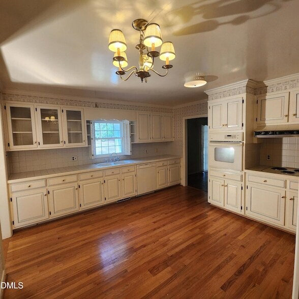 Foto del edificio - 744 Durham Rd