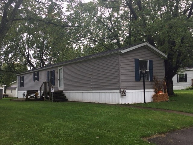 Primary Photo - 78 Prestige Dr