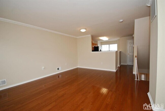 Building Photo - 29 Giera Ct