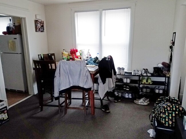 Building Photo - nre1215