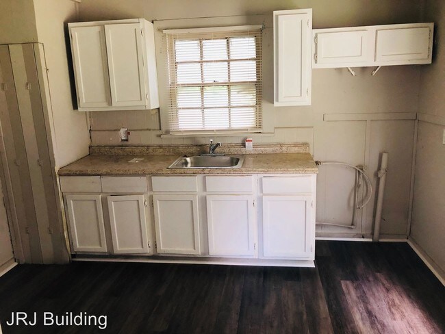 Building Photo - 1 br, 1 bath House - 2518 Arkansas Ave