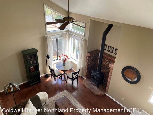 Foto del edificio - 3 br, 2 bath House - 4052 E Broken Rock Loop