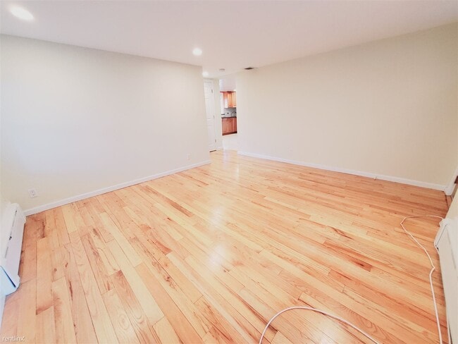 Building Photo - 1 br, 1 bath Condo - 302 Hamilton Ave # 1STFL