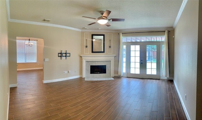 Building Photo - 11210 Chestnut Woods Trail