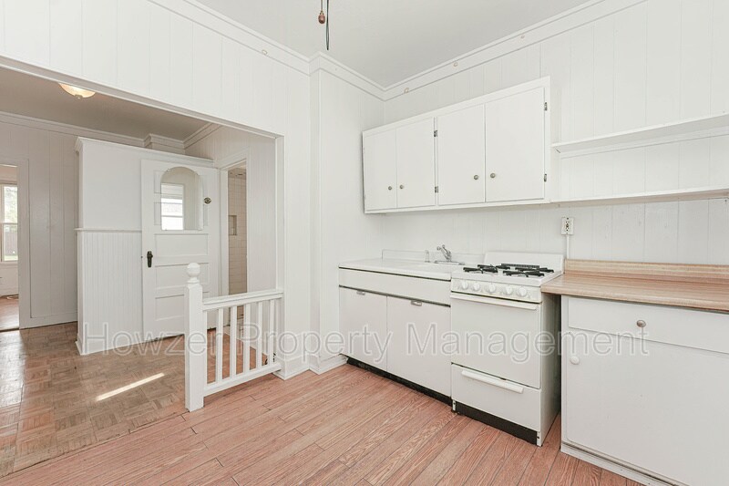 6 S Water St Unit Cottage, Onset, MA 02558 Condo for Rent in Onset