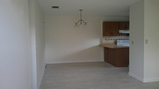 Foto del edificio - 1350 SE La Haven Ct