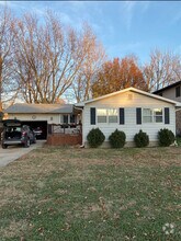 Building Photo - 212 Brookside Dr