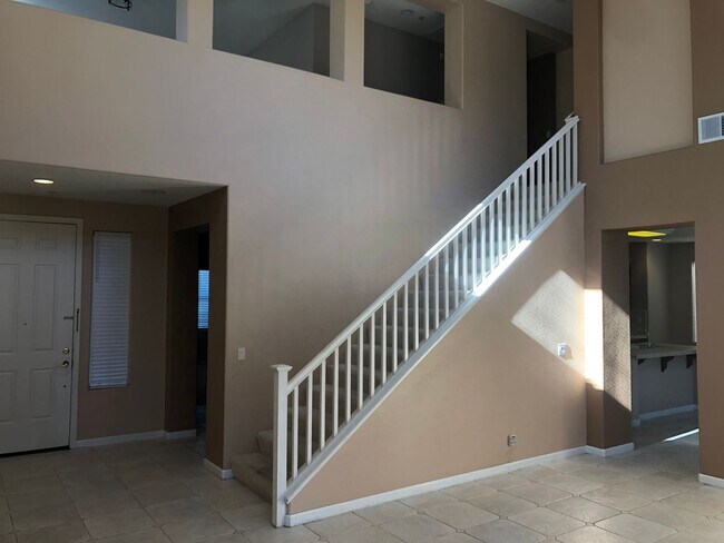 Building Photo - 4Br/3Ba Home in the Seaview Ranch Neighbor...