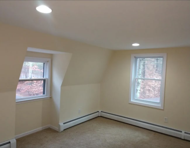 Building Photo - 19 Hawksbill Way