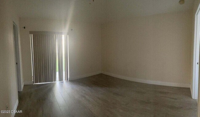 Foto del edificio - 5141 Orange Ave