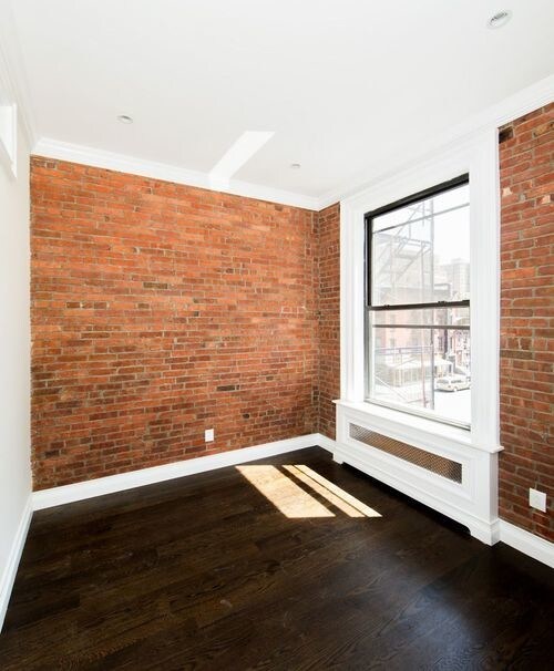 Building Photo - 350 3rd Ave