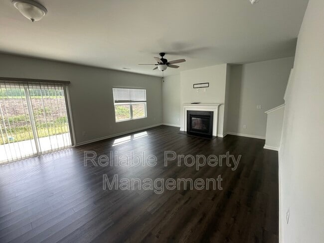Building Photo - 863 Rolling Creek Cir