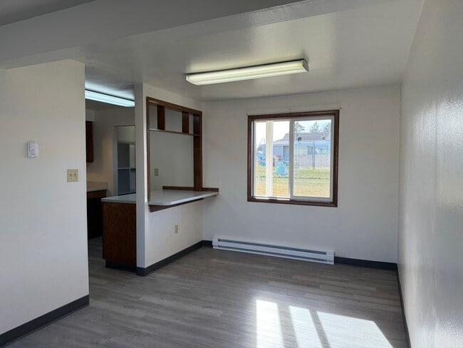 Dining Area - 1115 Patton Blvd