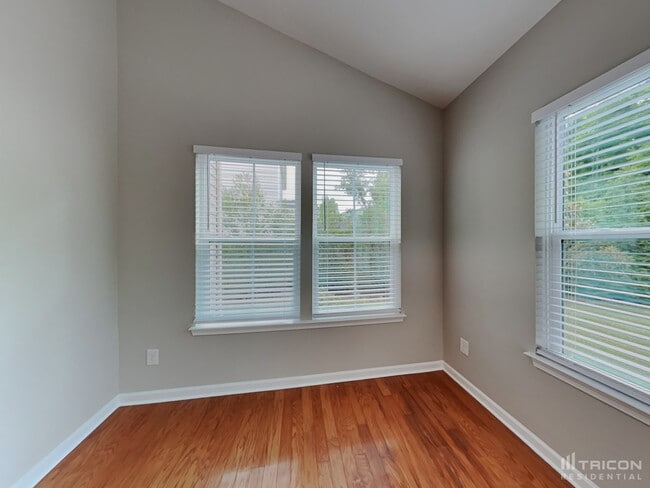 Building Photo - 332 Parmley Ln