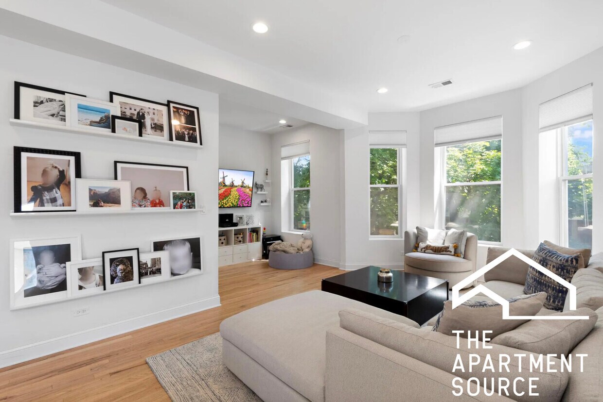 Foto principal - 2628 N Whipple St