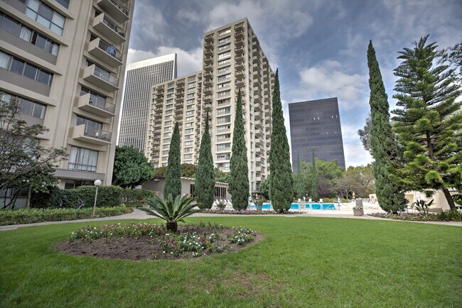 Foto del edificio - 2160 Century Park E