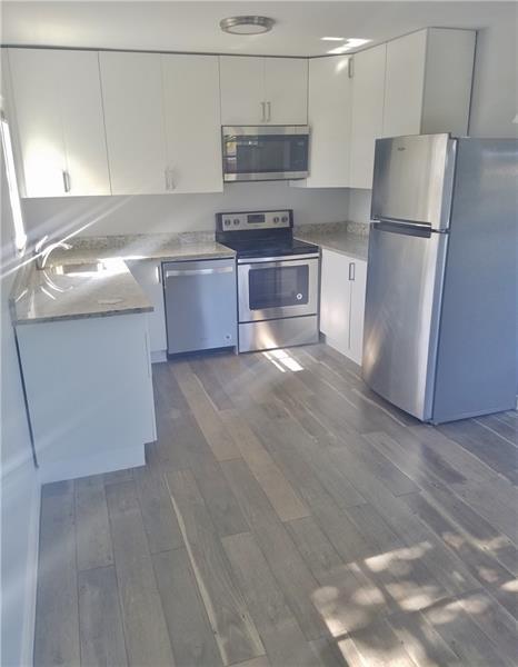 Primary Photo - 1425 NE 56th St