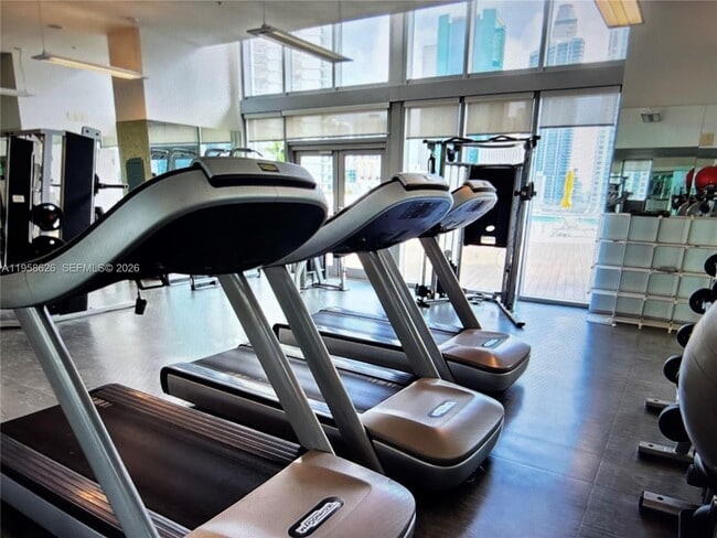 Building Photo - 92 SW 3rd St