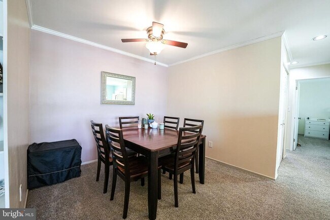 Foto del edificio - 543 Florida Ave