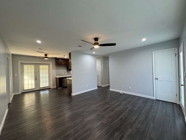 Foto del edificio - 1220 Tennessee Ave