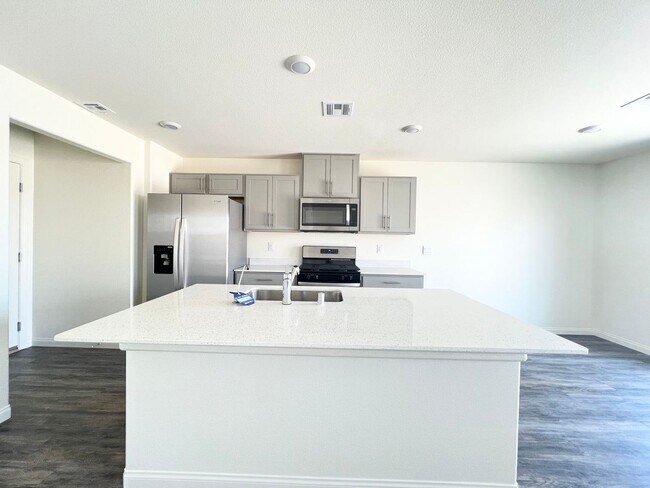 Foto del edificio - 5716 Serene Rock St