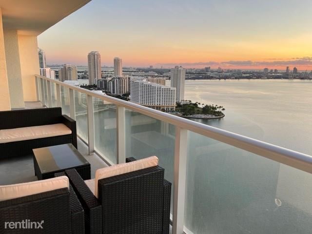 Foto del edificio - 1 br, 1 bath Condo - 1101 Brickell Bay Dr