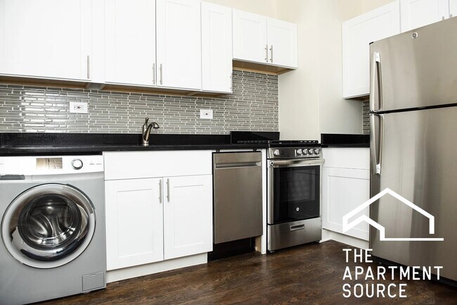 Foto del edificio - 2150 N Fremont St